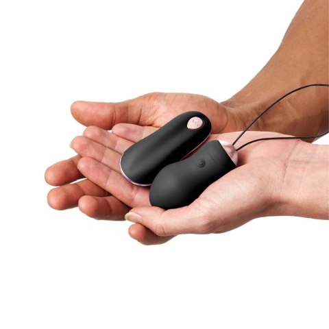 So Divine - Wibrujące jajeczko na pilota bezprzewodowego, USB Czarne -